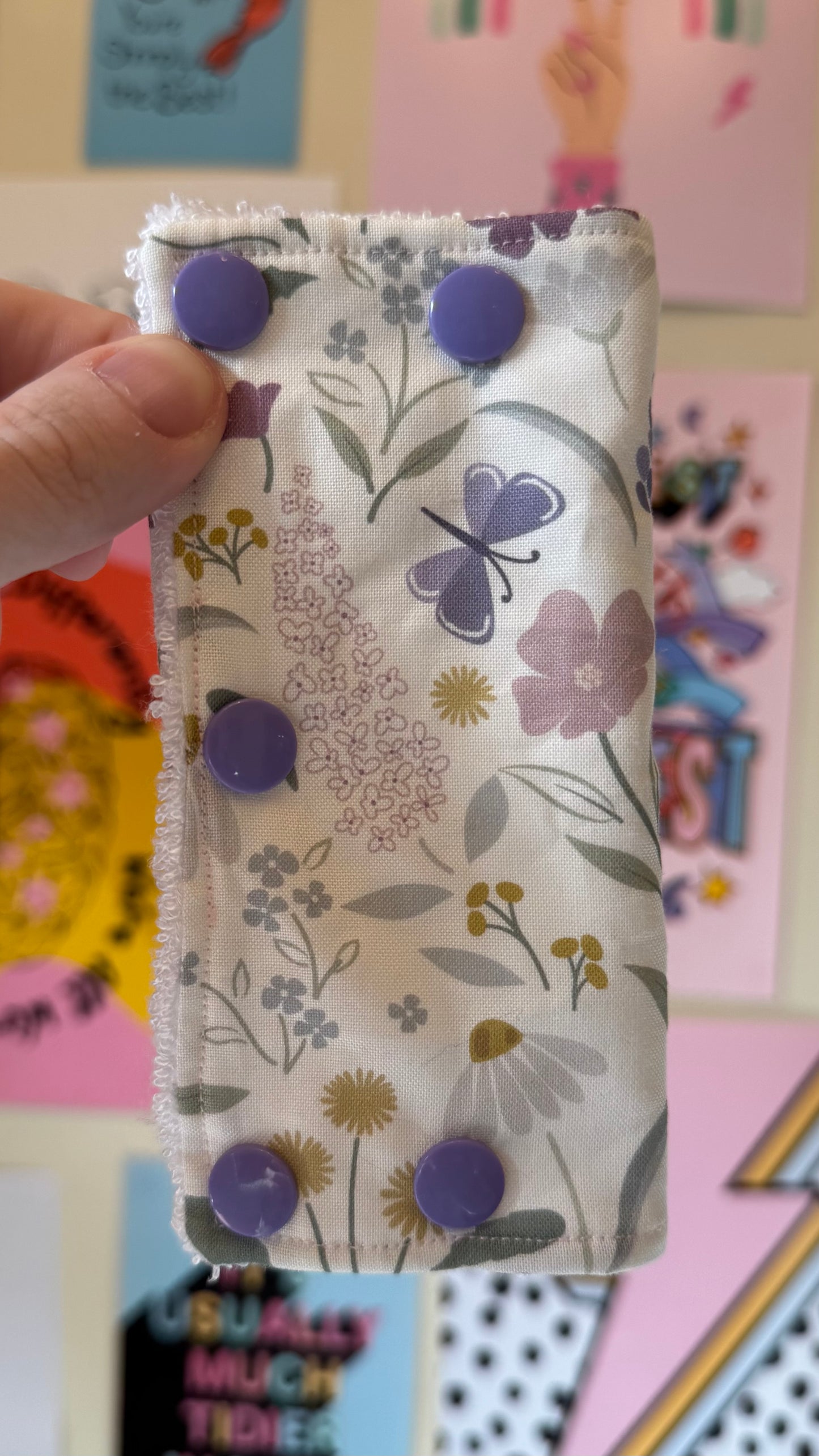 Cute white flowers, daisy’s butterflies and Large port cover