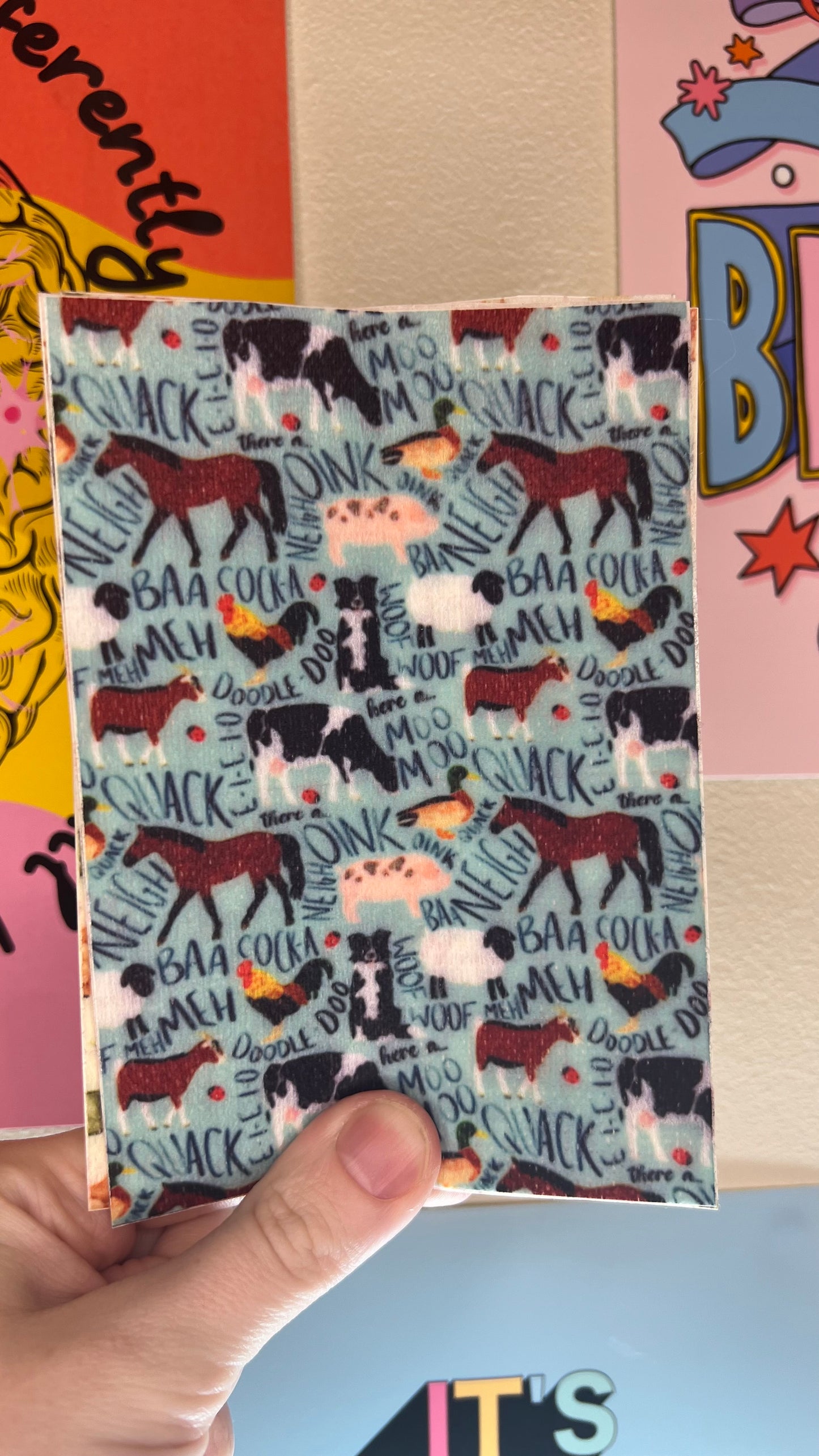 Farmyard animals and fun noises moo, baa, quack! Tubie tape