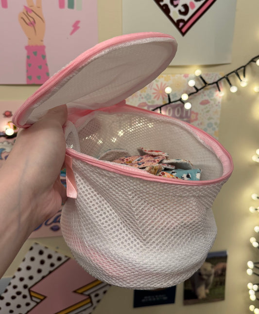 Tubie Wash Bag (Tubie pads NOT included)