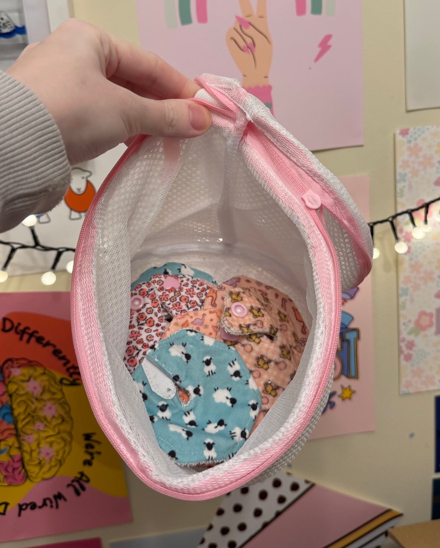 Tubie Wash Bag (Tubie pads NOT included)
