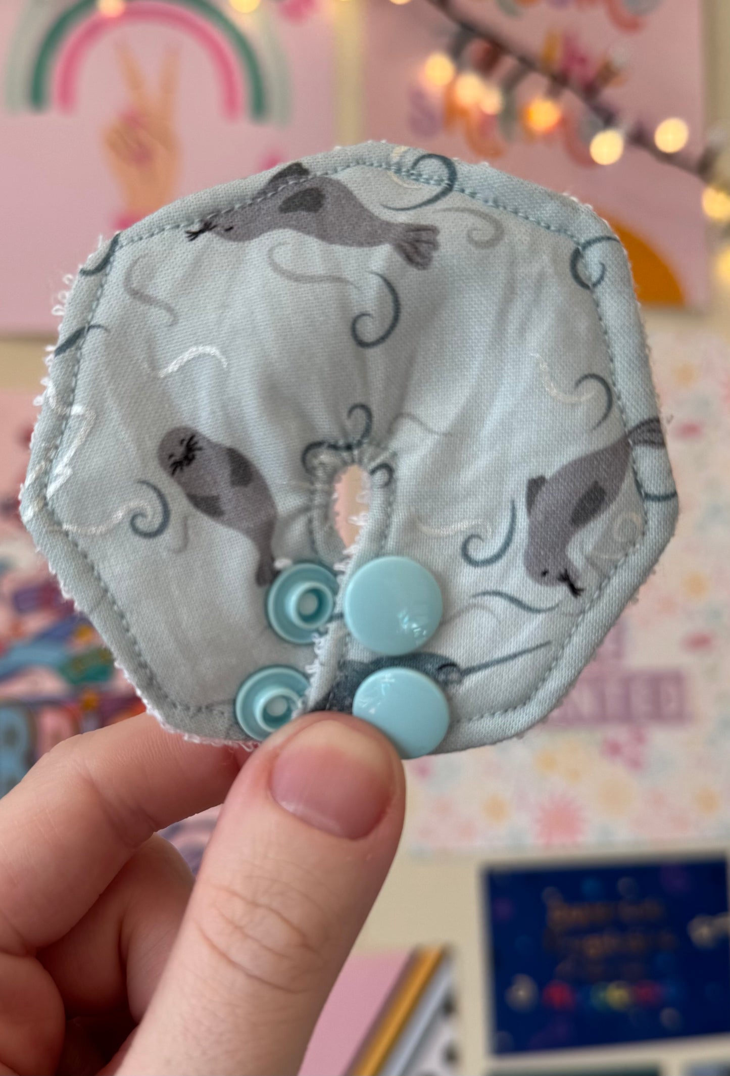 Summer seas playful seals Tubie pad